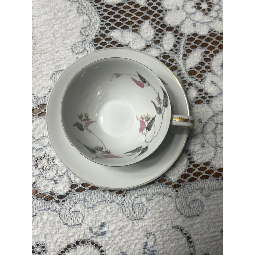 Noritake China Cup‎ and Saucer, Arden Pattern #5603